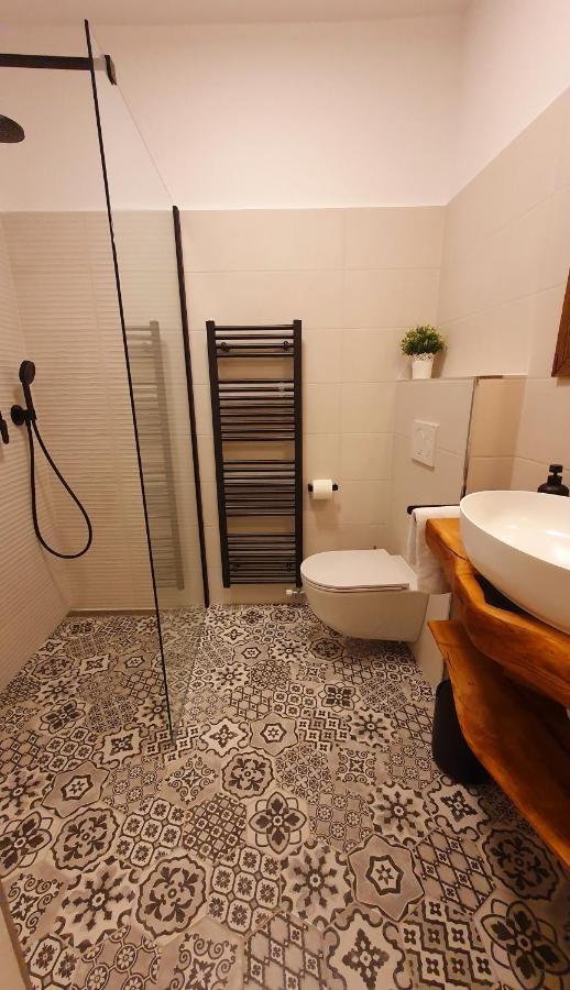Apartma Center